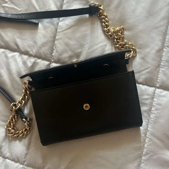 Michael Kors wallet on a chain - Picture 7 of 10